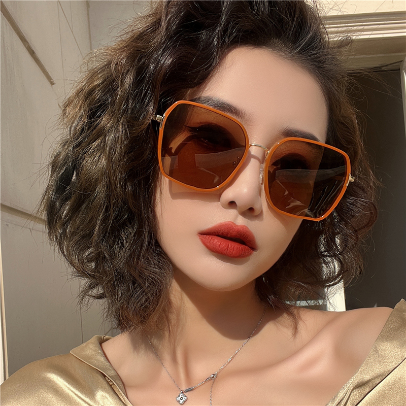 2022 new sunglasses female Korean version tide polarized brown ladies sunglasses anti-UV net red big face thin