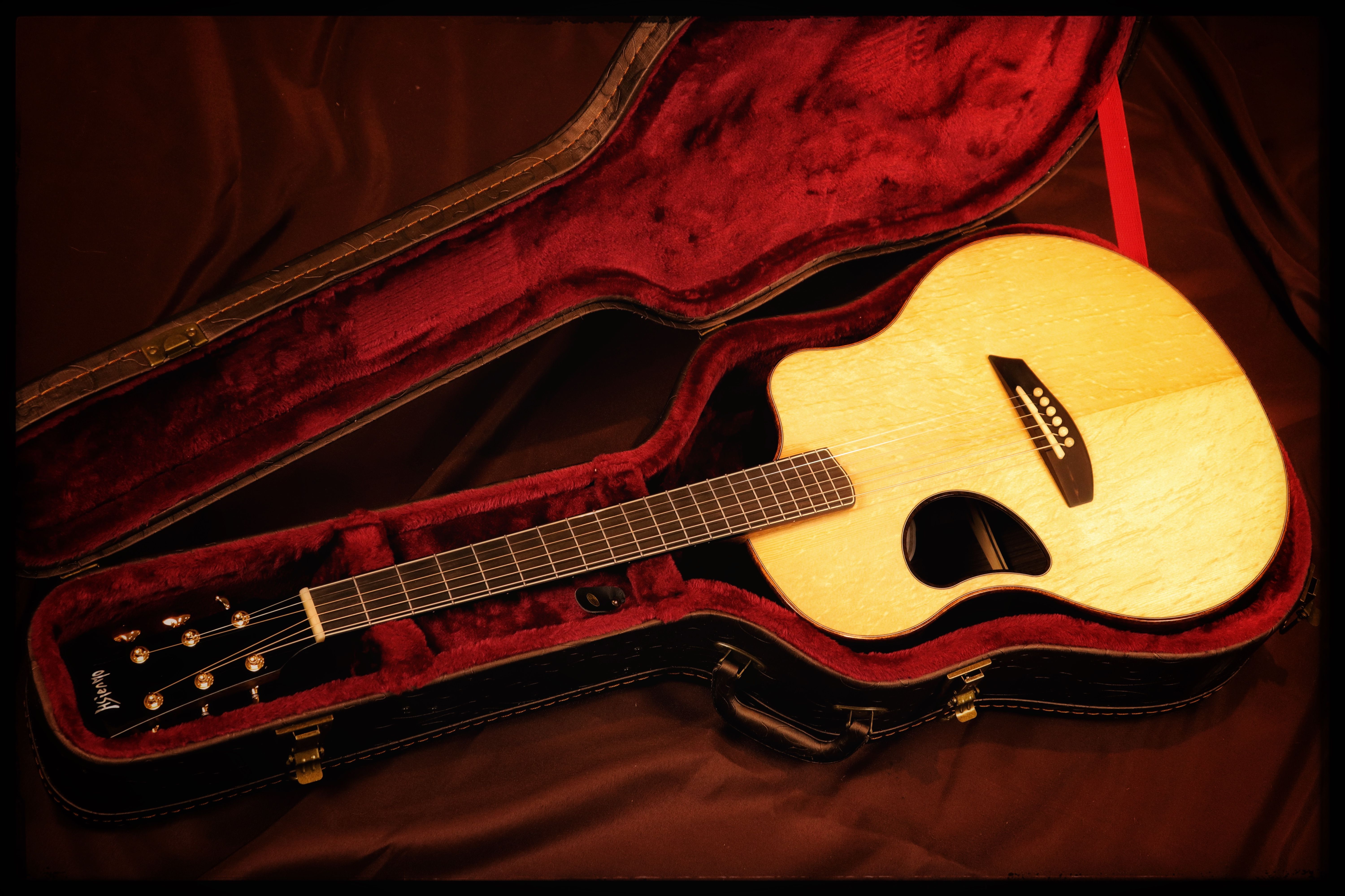 String Ink Division Reengrave Mcpherson Full Veneer Ballad Electric Box Guitar Cloud Cedar Red Pine Indian Rose Wood