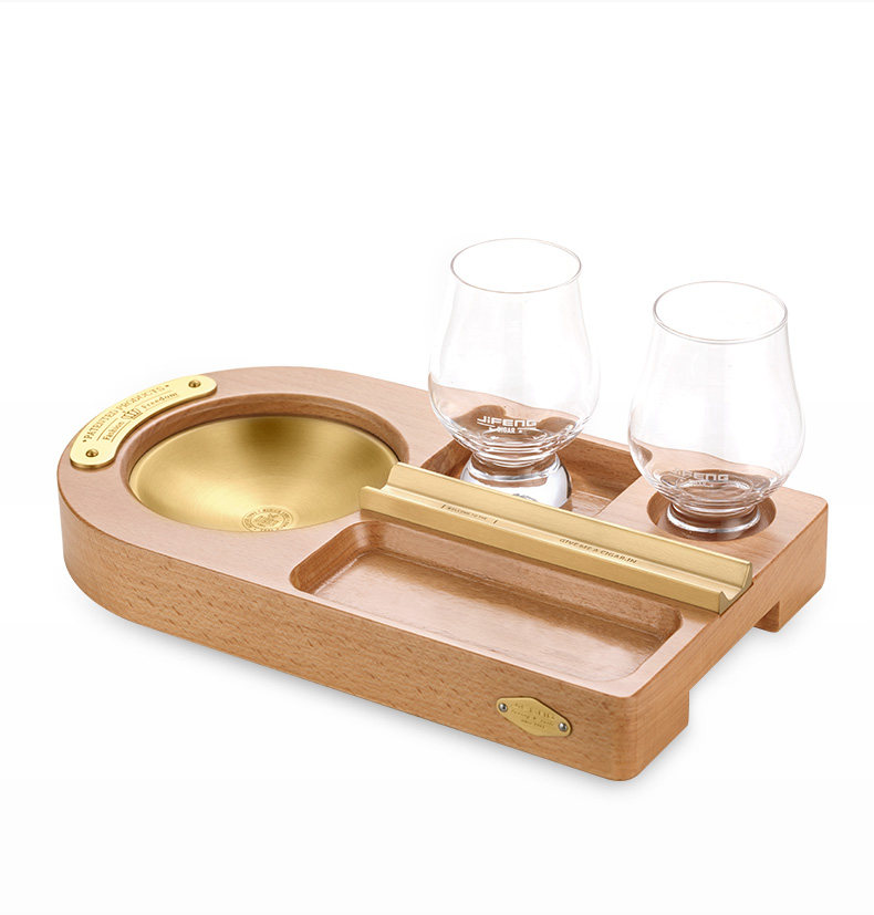 CL-105 Ashtray_09.jpg