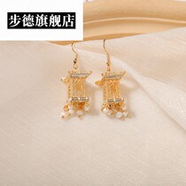 Chinese style Hanfu pavilion lantern palace lamp earrings vintage three-dimensional ancient style hollow pearl metal drop earrings for women