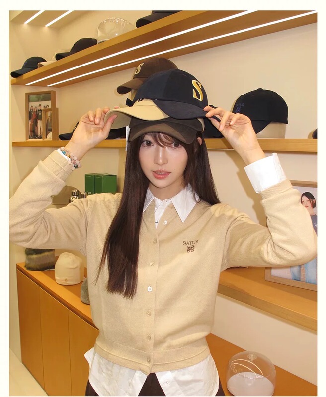 In Stock Korean Genuine Satur 25Ss Women's Knitted Cardigan Classic Small Logo Embroidery British Style Knitwear