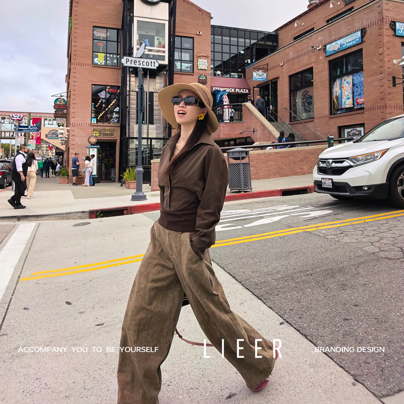 Lieer's "California Denim" Natural Gradient Tie-Dye Process Soft Light-Draping Tencel Jeans Lieer's "California Denim" Natural Gradient Tie-Dye Process Soft Light-Draping Tencel Jeans