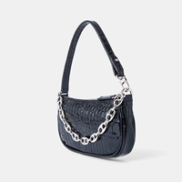 Цепь, бретели, сумка через плечо, крокодиловый принт