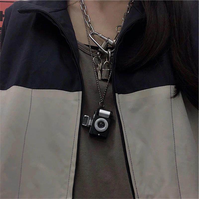 Детский фотоаппарат 抖音网红发光发声迷你小照相机挂件可拍照项链校园女学生儿童玩具