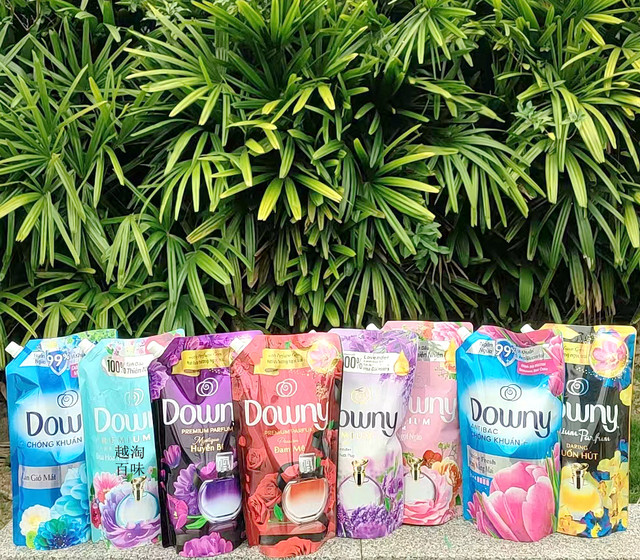 Vietnam imported downy softener concentrated clothing care agent fragrance long-lasting fragrance softener 1.45L
