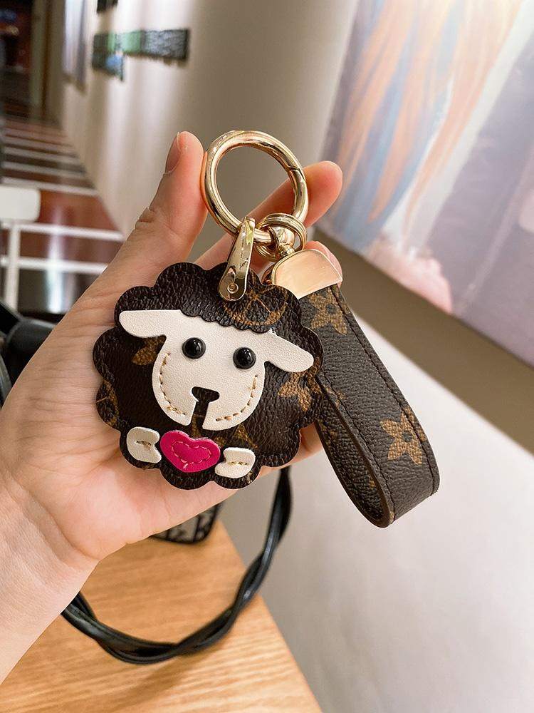 LVGEDETE Dolls old flourish the lamb couple car key buckle piece package hanging crash