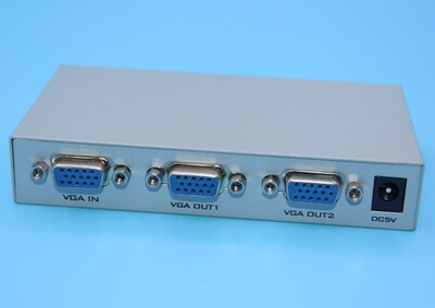 [全新迈拓MT-1502K 二路VGA分配器2口分频器一个电脑分支2个显示器]