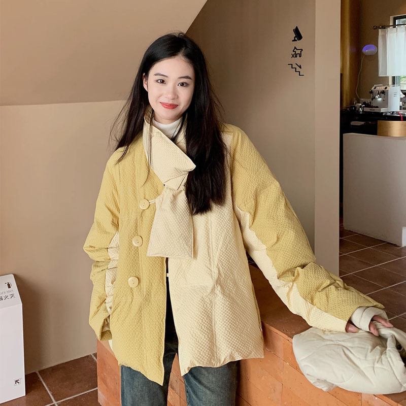 Creamy Yellow Patchwork Texture Design Short down Jacket for Women, Winter Warm Bubble Plaid Scarf Puffer Coat