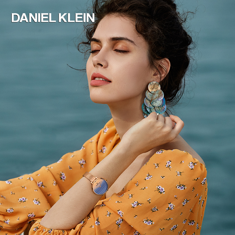 降￥100 Daniel Klein DK11982 蔚蓝海域简约时尚女表 石英表 双重优惠折后￥199包邮 2色可选 赠贝母手链