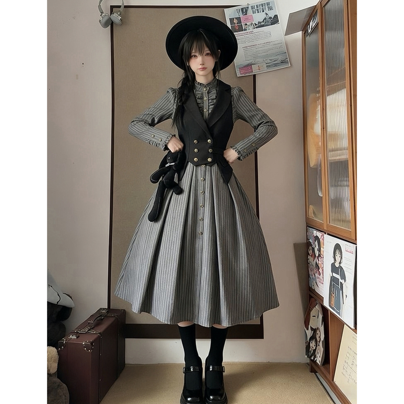 [British Old Dreams] French Retro Elegant Palace-Style Vest + Striped Dress Lolita Classical Set