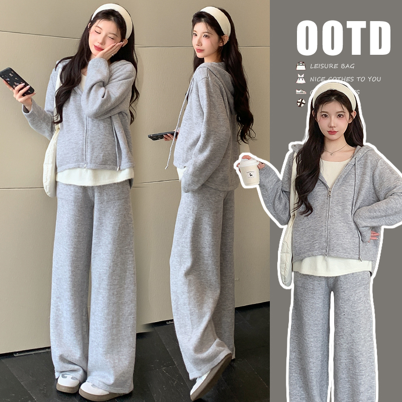 Maternity Wear Spring Outfit 2026 New Spring and Autumn Knitted Fake Two-Piece Top Two-Piece Set for Pregnant Mothers High-End Fashion Maternity Wear Spring Outfit 2026 New Spring and Autumn Knitted Fake Two-Piece Top Two-Piece Set for Pregnant Mothers High-End Fashion