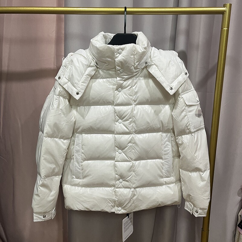 Meng m's 70Th Anniversary Winter Warm down Jacket for Men and Women, Couple's Same Style, Thickened Solid Color with Embroidered Badge for Skiing Meng m's 70Th Anniversary Winter Warm down Jacket for Men and Women, Couple's Same Style, Thickened Solid Color with Embroidered Badge for Skiing