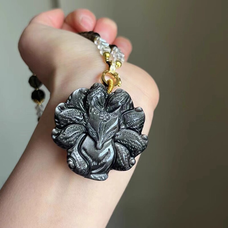 Obsidian Fox Pendant Small Fox Necklace Nine-Tailed Fox Pendant Crystal Pendant Keychain Jewelry for Men and Women
