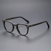 Коричневый антирадиационный объектив, 400 градусов