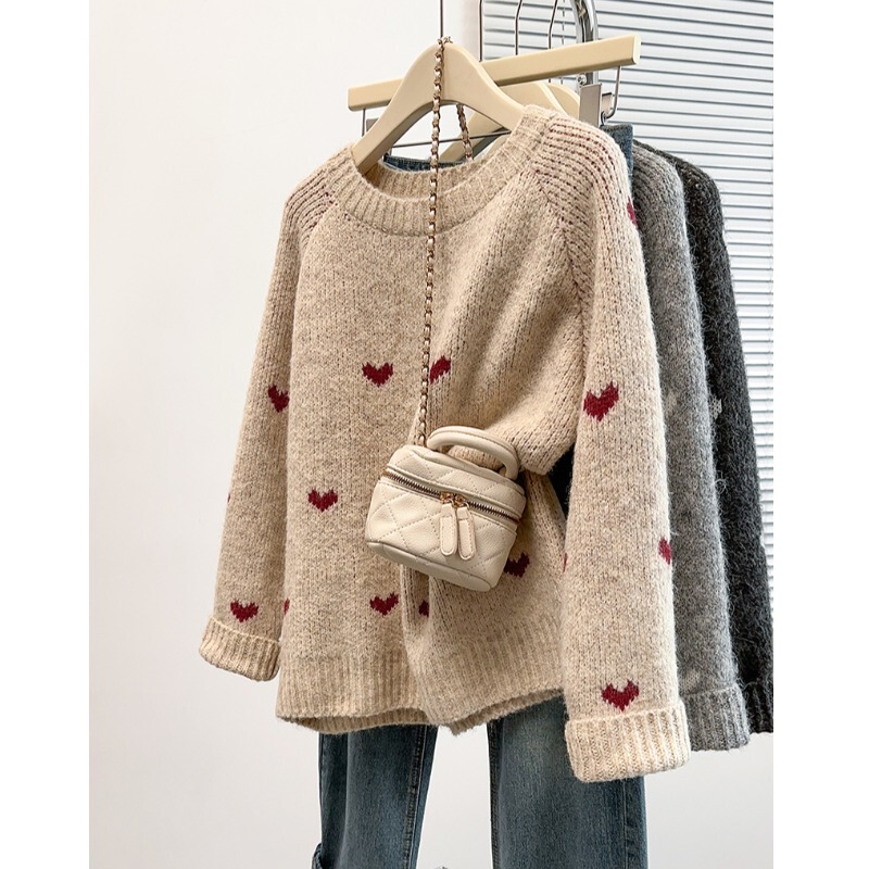 Oatmeal-Colored Heart-Patterned Knit Sweater, Regular Shoulder Design, Women's 2026 Spring, Plus Size, Lazy Style, Soft and Youthful Top
