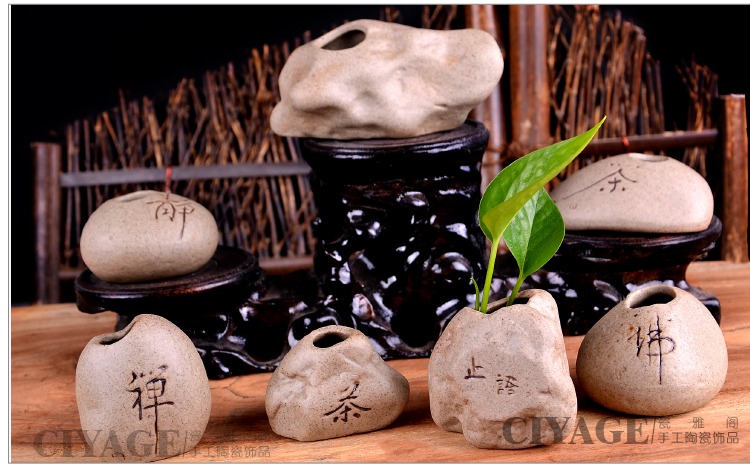 Zen mini đồ đá hoa sáng tạo chèn hoa máy tính để bàn nhỏ bình văn học đồ trang trí retro văn hóa nước nhỏ tươi - Trang trí nội thất cách trang trí phòng ngủ nhỏ