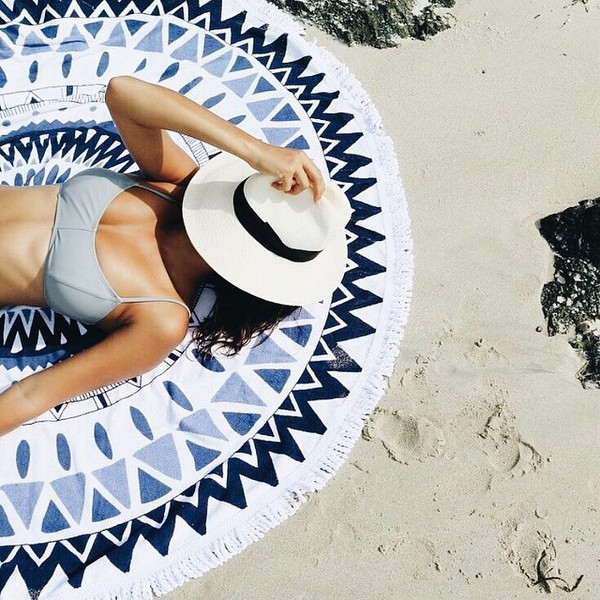 Seaside holiday non-essential beach towel Island swimsuit wrap skirt shawl gauze round beach mat seat blanket women