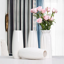 Dry Flower Pendulum with light and high-end small vase 2021 The new Nordic high-end atmosphere is placed on the living room table to be rich