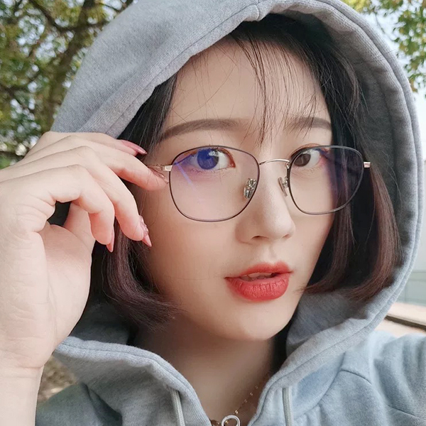 With finished myopia anti-blue light glasses female Korean version tide with degree retro gold wire pure titanium eye frame net red male