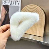 Белые настоящие норковые волосы приготовлены