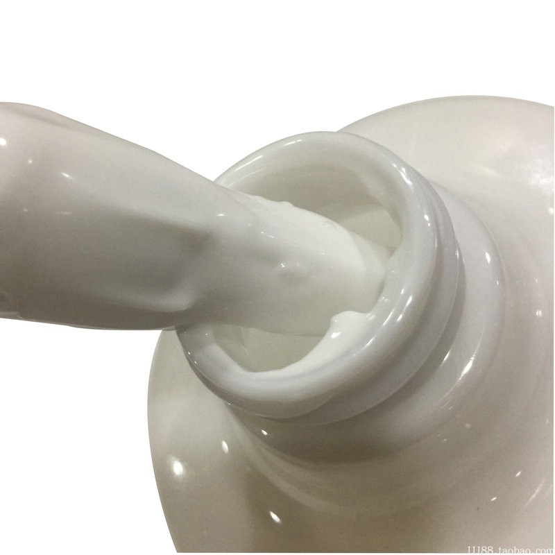 绿草菊按摩乳：足部护理界的明星产品，让疲惫的双脚重获新生！