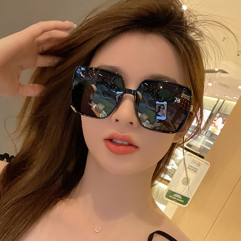 Sunglasses 2025 New Trendy Women's Large Face Slimming Anti-Uv Strong Light Polarized Sunglasses Summer Sun Protection
