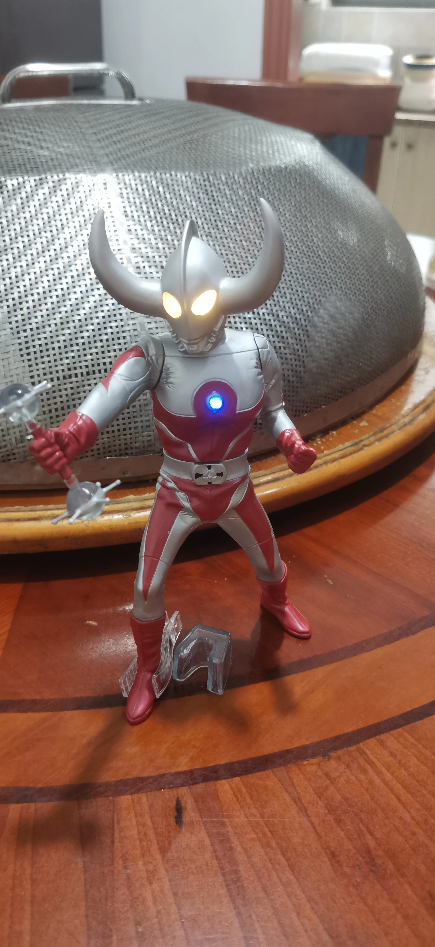 Ace первого поколения Ultraseven светится, Jack Zoffi семерых братьев Tyroseven игрушечная детская модель