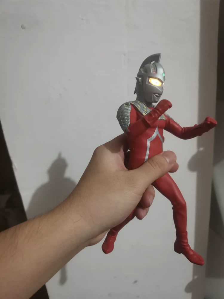 Ace первого поколения Ultraseven светится, Jack Zoffi семерых братьев Tyroseven игрушечная детская модель