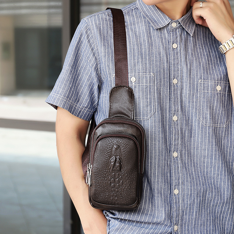 Men's mini small bag soft leather crocodile pattern chest bag men's shoulder diagonal bag waterproof wear-resistant business casual bag