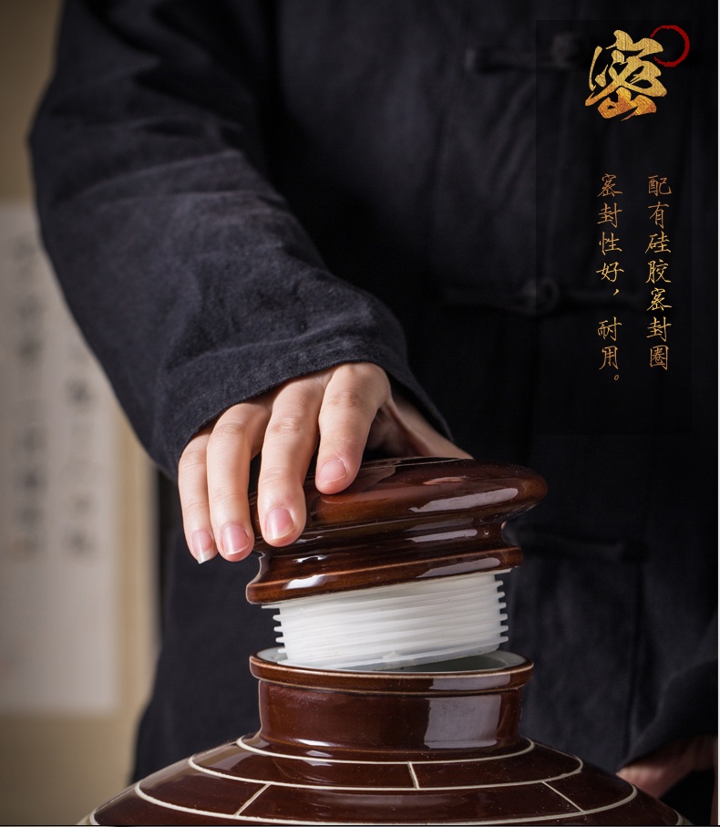 Jingdezhen ceramic jar household mercifully bottle cylinder 10 jins 30 jins 50 kg archaize seal hip flask wine jar