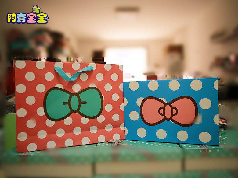 Coffret cadeau pour bébé - Vêtements + Fournitures - Ref 1976840 Image 22