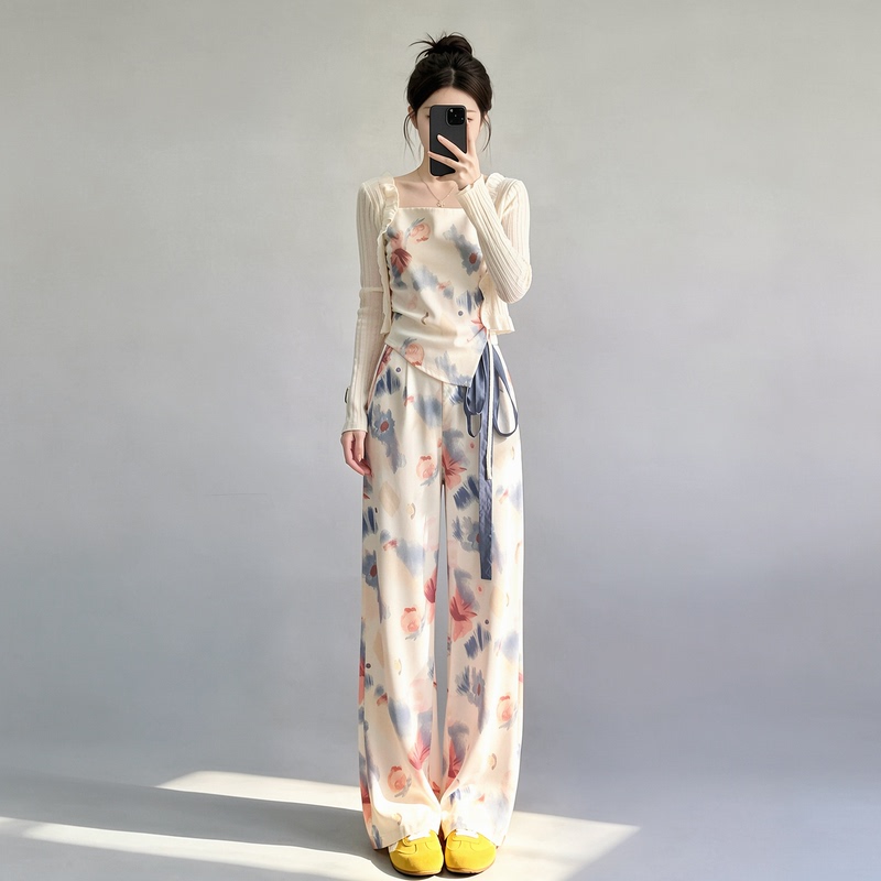 Stunningly Beautiful Sports Suit for Women, 2026 New Summer Fashion, Stylish Design, Tie-Dye Wide-Leg Pants Two-Piece Set Stunningly Beautiful Sports Suit for Women, 2026 New Summer Fashion, Stylish Design, Tie-Dye Wide-Leg Pants Two-Piece Set