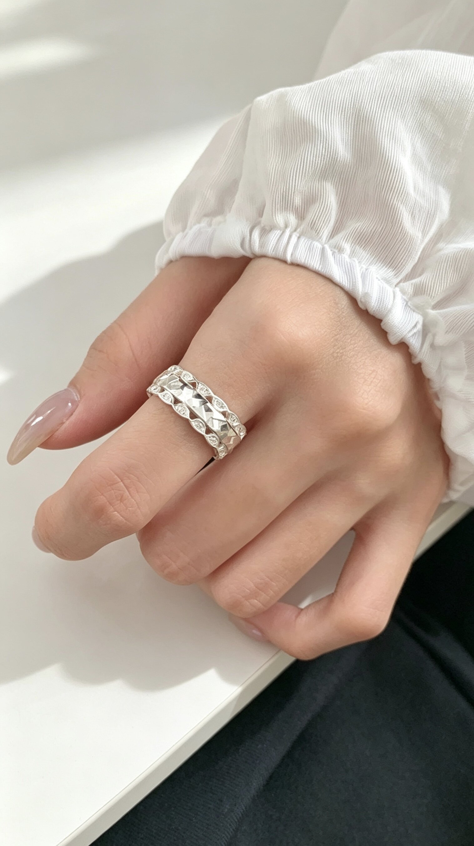 Accessories collection 925 silver ring for women, niche design, high-end, light luxury, versatile, fashionable, simple and simple