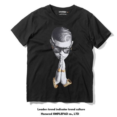 Ins in european и american High Street Tide Brand Hiphop Portrait Printing Hip -Hop Bf Lazy Wind The Chot Seee Tee Men's Fish Shirt Street