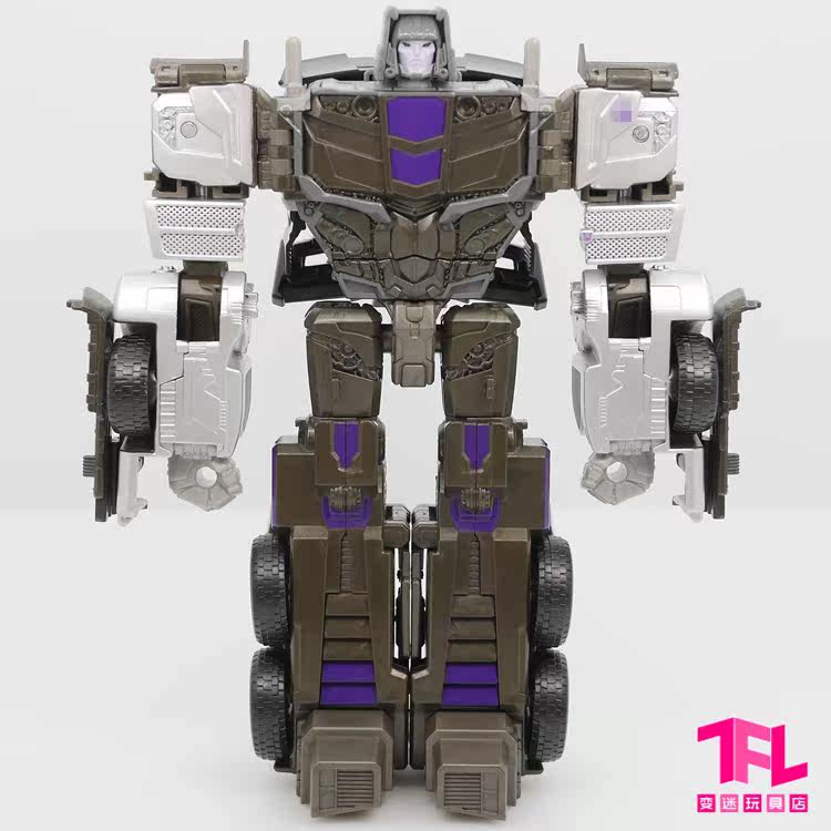Трансформер 合体战争idw飞天虎uw-02汽车大师航海家级v级飞虎队 Hasbro