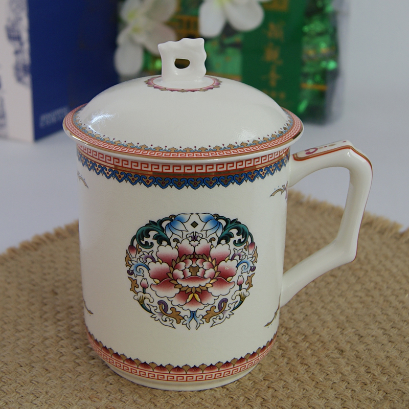 DE farce auspicious ceramic cups of jingdezhen ceramic tea cup with lid ipads porcelain enamel conference office cup mail package