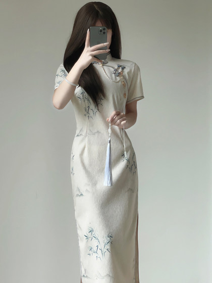 Gentle retro Republic of China style elegant cheongsam 2024 summer new style young girl improved dress long style