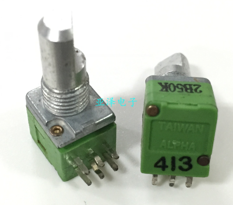 Taiwan ALPHA ALPHA RD902F precision potentiometer double B50K axis length 15MM volume potentiometer