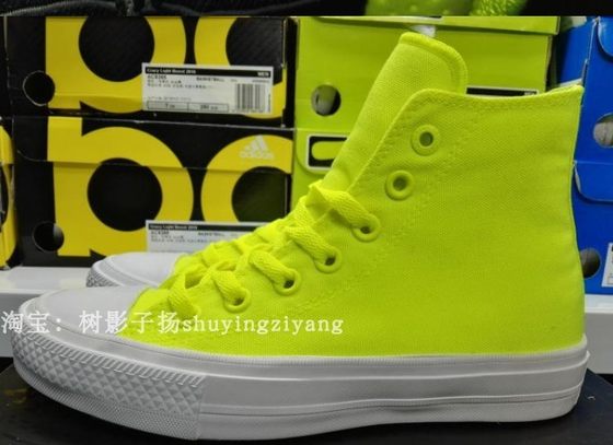 fluorescent converse
