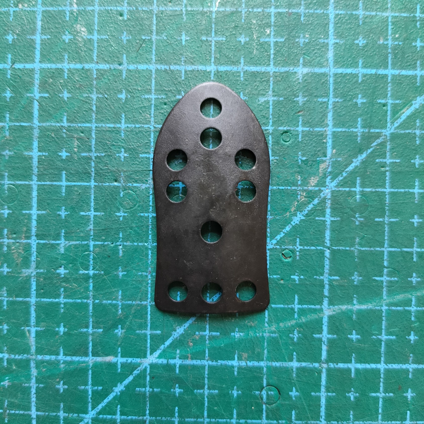 100 Stück selbstgemachte Diy-Rüstungsteile, Fichthyosaurier-Skala-Rüstung, gebunden mit Seil, befestigt an das Leder, mit Nieten oder befestigt mit Ringen – Detail 20