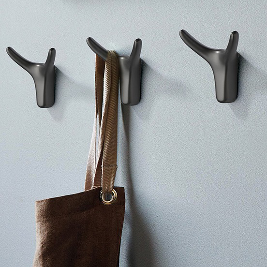 Punch Wardrobe Hook Nordic Wall Clothing Hat Hook Clothes Shoes Cabinet Hyun Guan Hang Clothes Hook Single Horn Creativity Light Luxury