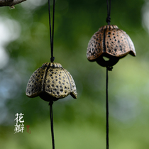 Day-style southern cast iron wind bell hanging decorated with petals retro and windbell temples Suzuki birthday Seven New Years Eve