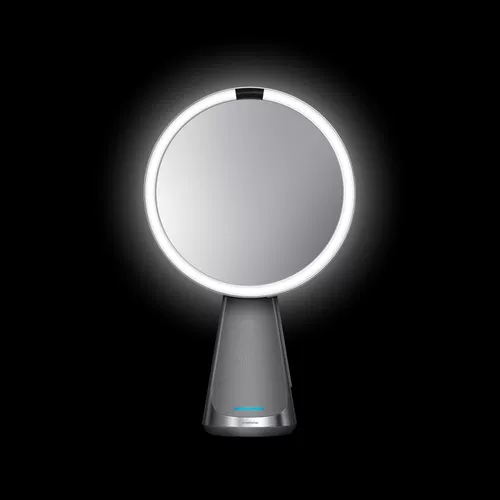 Simplehuman Hifi Intelly Makeup Mirror имеет встроенное аудио и автоматическое затемнение.
