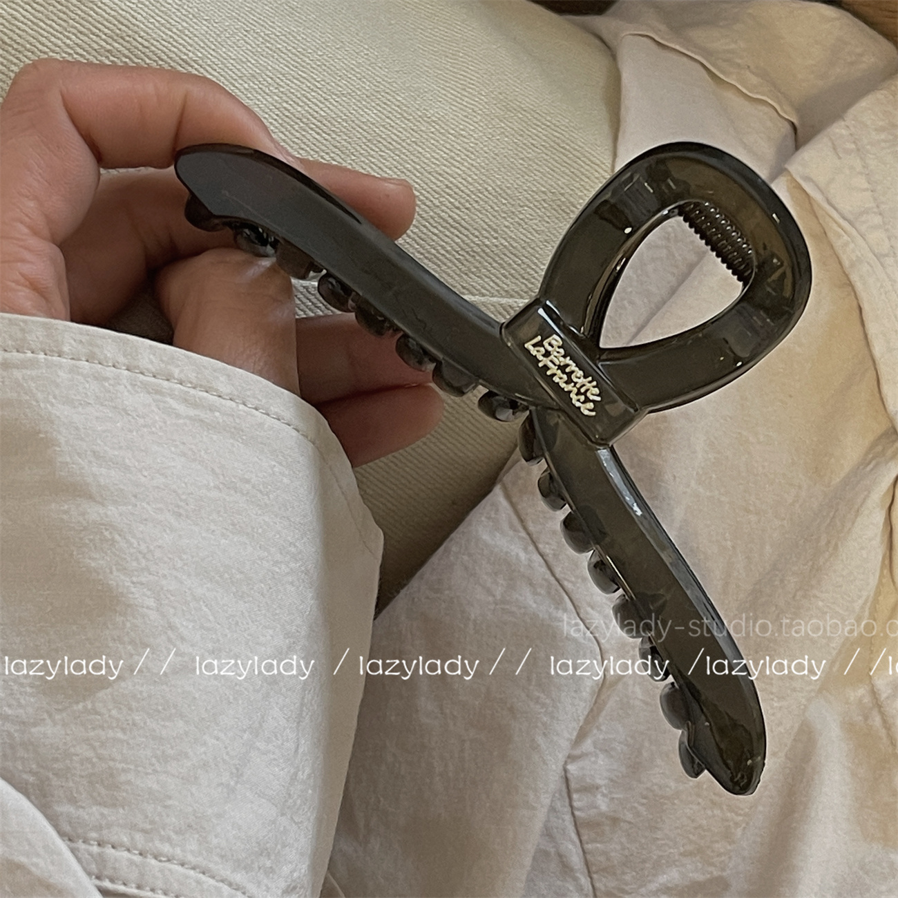 images 2:Welfare payment Increased lightweight hair too much can be simple letter insin wind jelly shark clamp