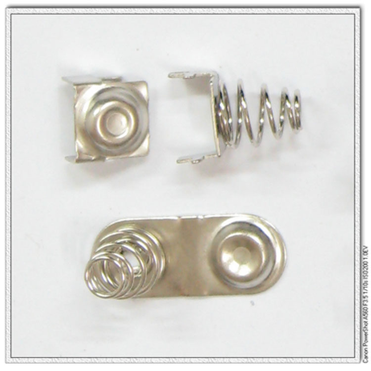 Wireless microphone positive and negative microphone battery sheet handheld launcher 3V battery sheet touch sheet spring sheet