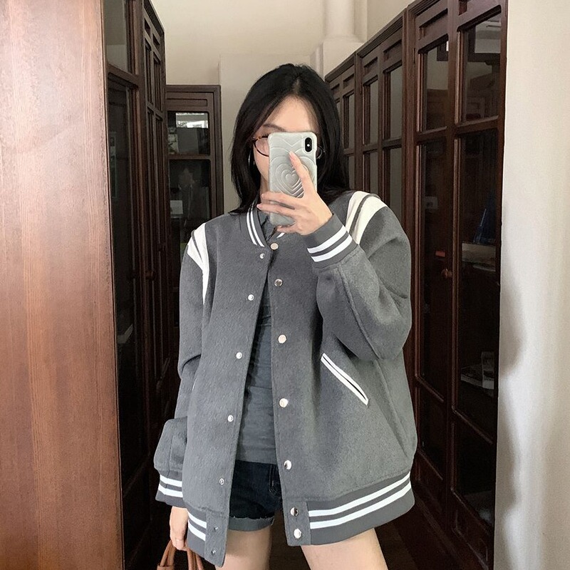 Spring Versatile Jacket for Women, Gray Retro College Style Design, Patchwork Baseball Jacket, Niche Autumn and Winter Warm Cardigan