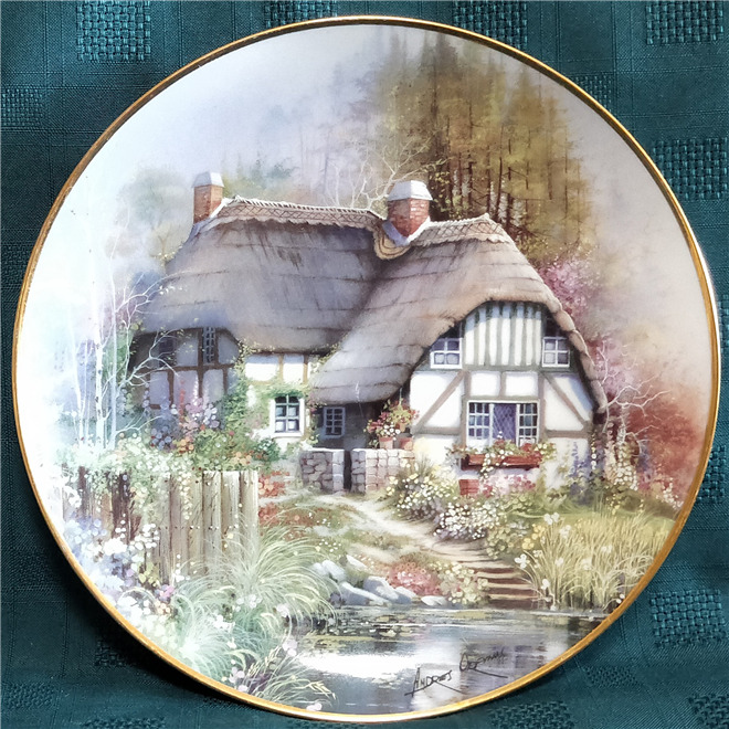 Franklin Mint Wildflower House (20 6cm diameter)