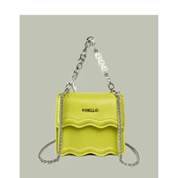 Горчичное зеленое пятно