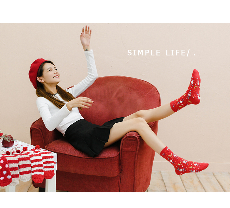 Giáng sinh thả caramella lớn màu đỏ năm sinh mùa thu và mùa đông hai đôi elk quà tặng năm mới vớ cotton ấm áp tất cao cổ nữ
