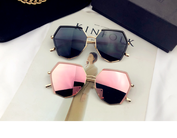 Kính râm đa giác nữ 2018 mới in siêu lửa kính râm nữ phiên bản Hàn Quốc của phong cách retro retro phong cách đường phố khuôn mặt tròn kính râm nam